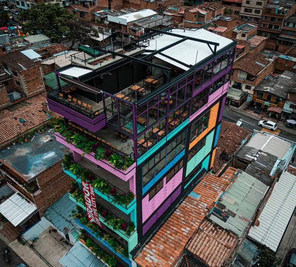 Experience Medellin'S Comuna 13 Int401 0*, Medellin Colombia